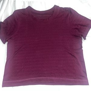 Train to be short sleeve